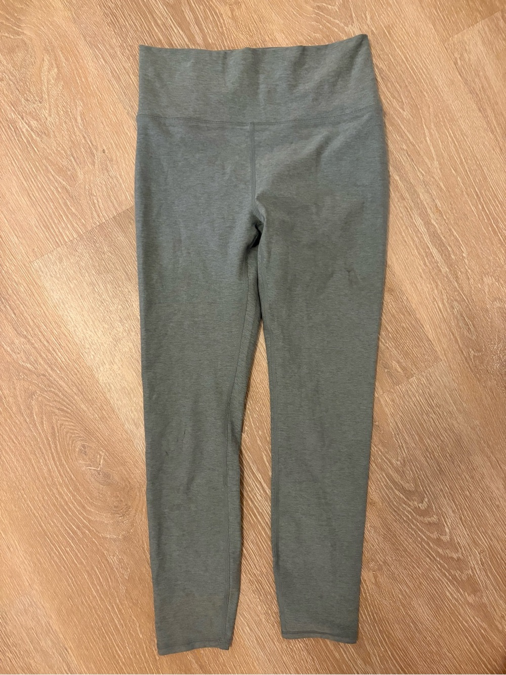 Vuori yoga pants